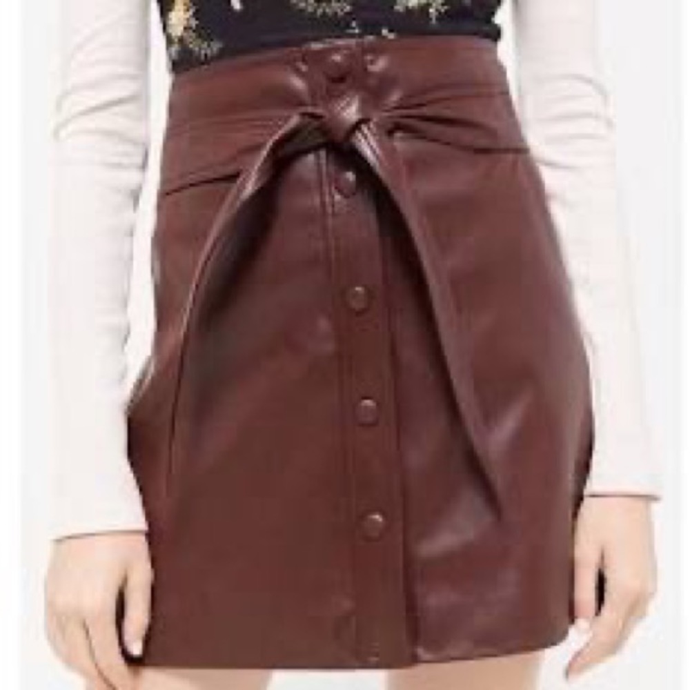 UO faux leather paperbag skirt, NWT, S